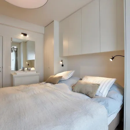 Lichtrijk Luxe-appartement Op Toplocatie In شقة
