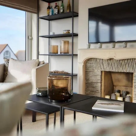 Lichtrijk Luxe-appartement Op Toplocatie In * Knokke-Heist